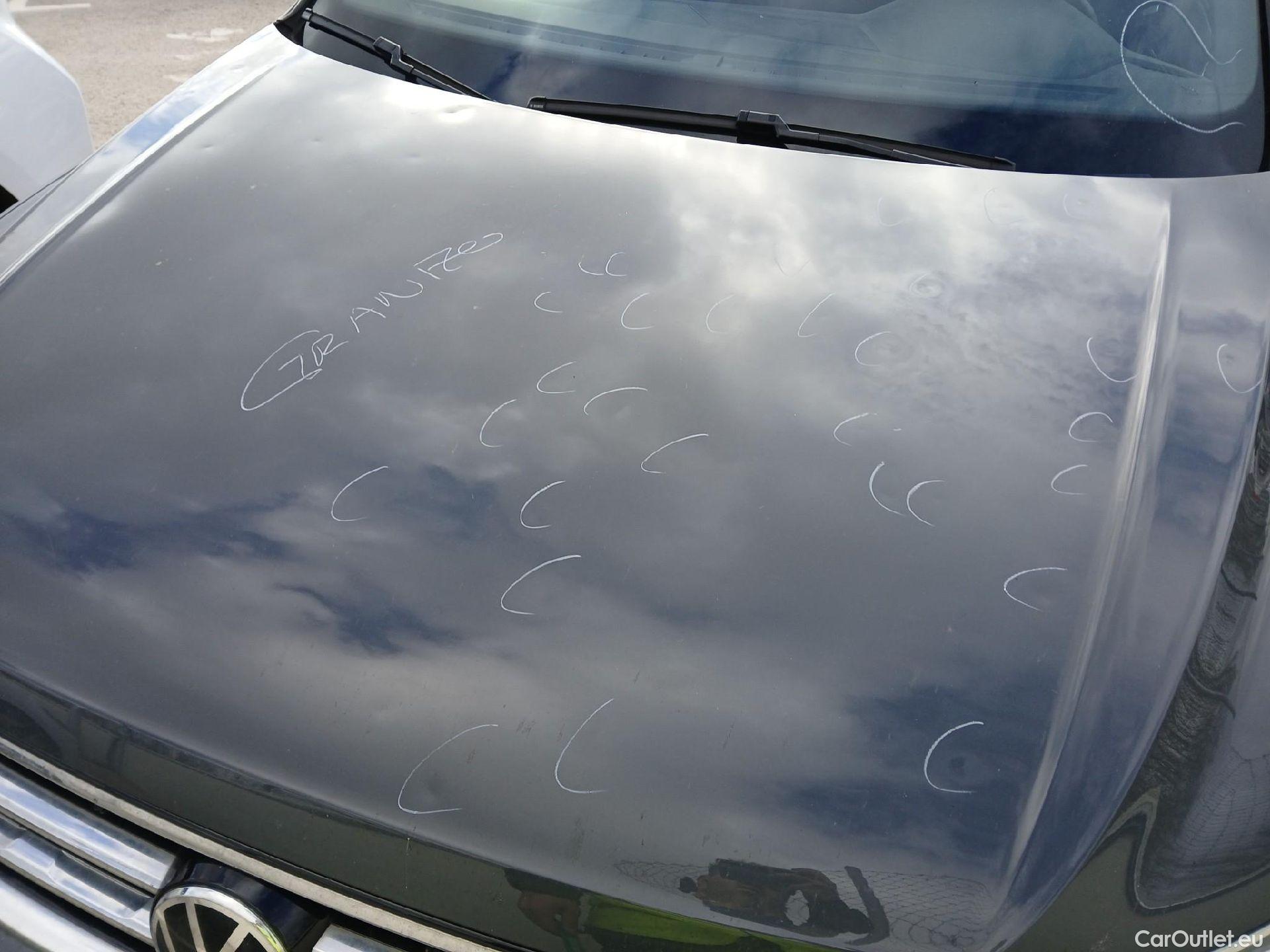  Volkswagen  Tiguan VOLKSWAGEN  / 2020 / 5P / todoterreno R-Line 2.0 TDI 110kW (150CV) DSG #12