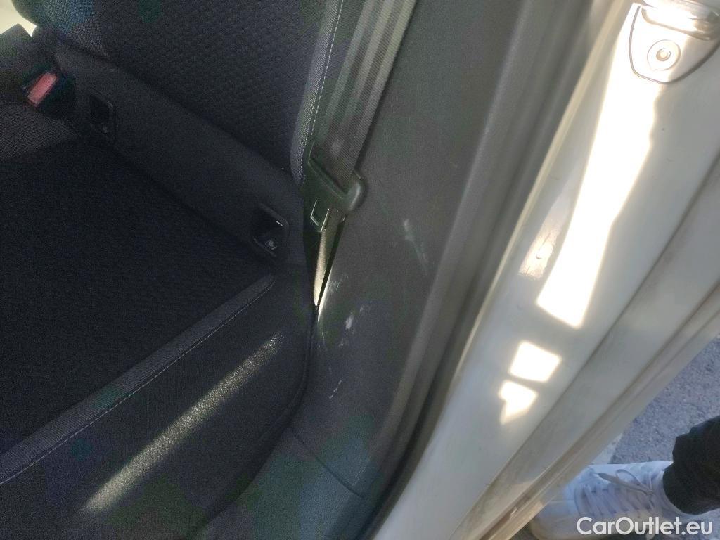  Volkswagen  Polo VOLKSWAGEN  / 2021 / 5P / berlina con portón Life 1.0 TSI 70kW (95CV) #7