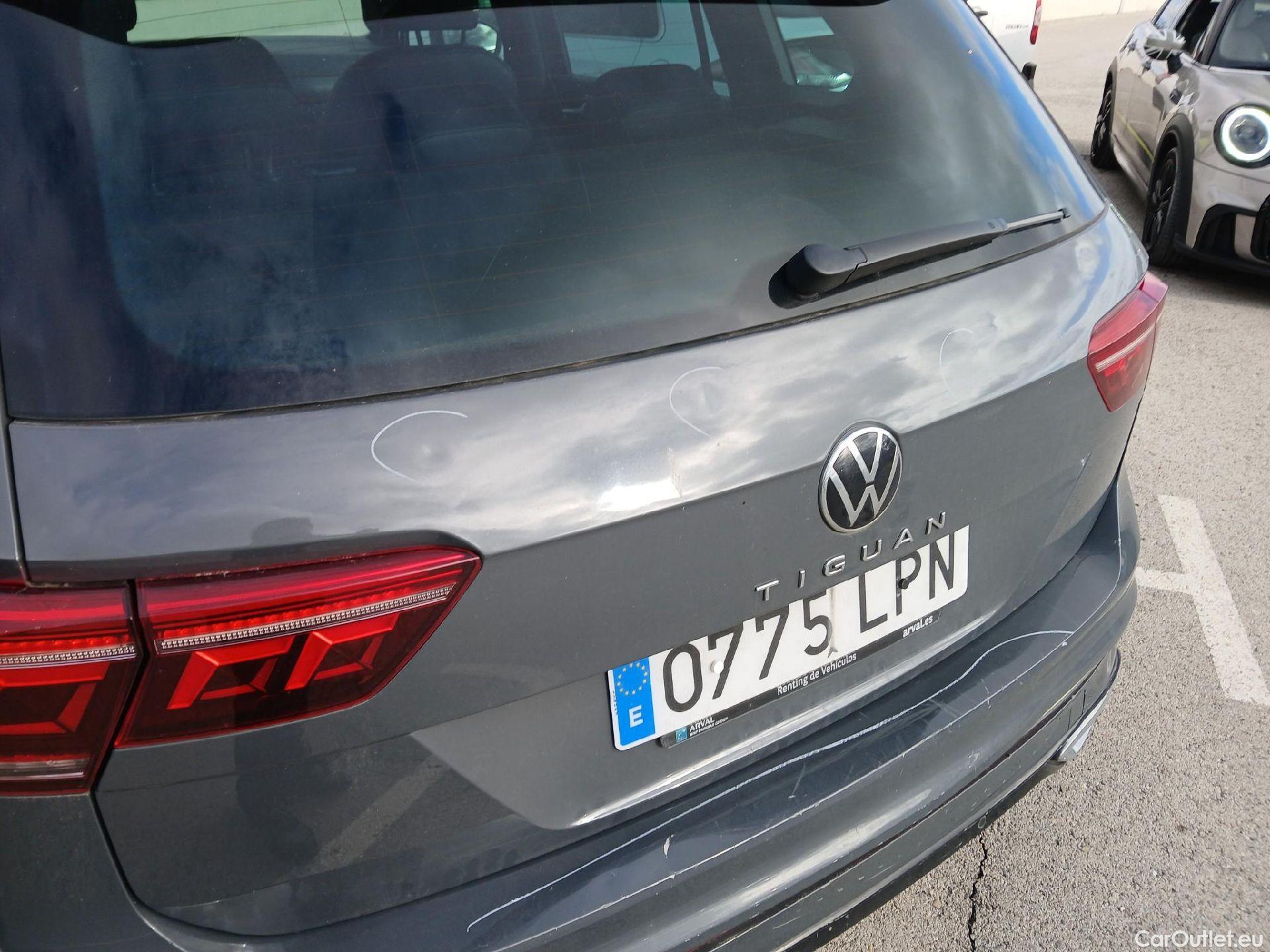  Volkswagen  Tiguan VOLKSWAGEN  / 2020 / 5P / todoterreno R-Line 2.0 TDI 110kW (150CV) DSG #39