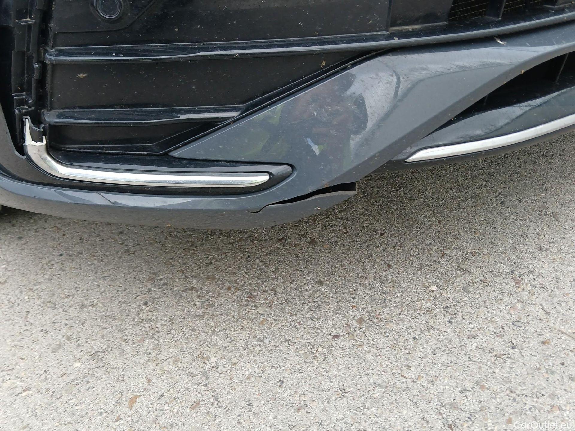  Volkswagen  Tiguan VOLKSWAGEN  / 2020 / 5P / todoterreno R-Line 2.0 TDI 110kW (150CV) DSG #10