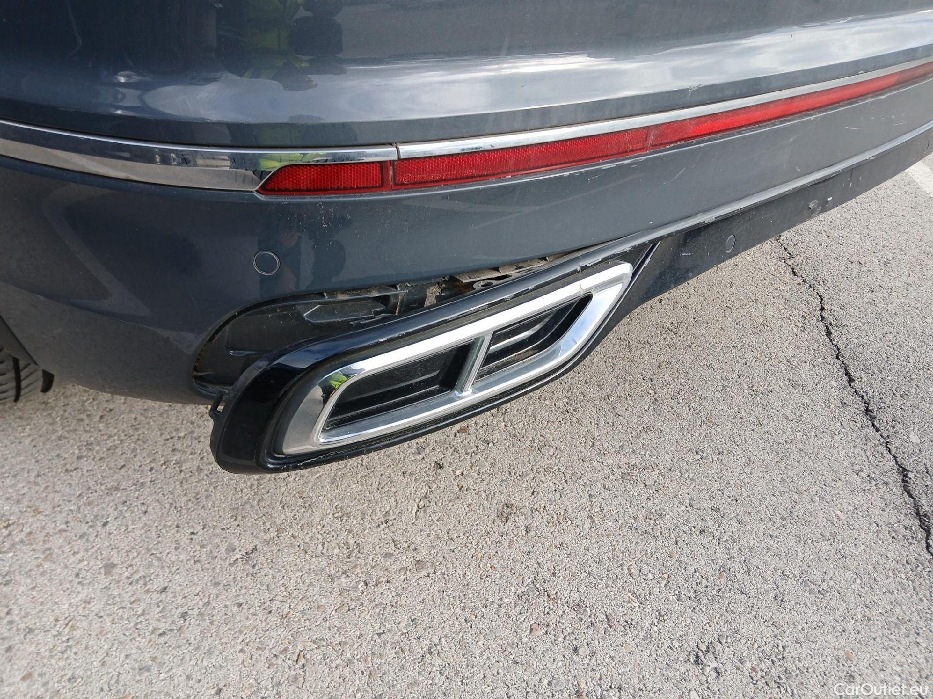  Volkswagen  Tiguan VOLKSWAGEN  / 2020 / 5P / todoterreno R-Line 2.0 TDI 110kW (150CV) DSG #49