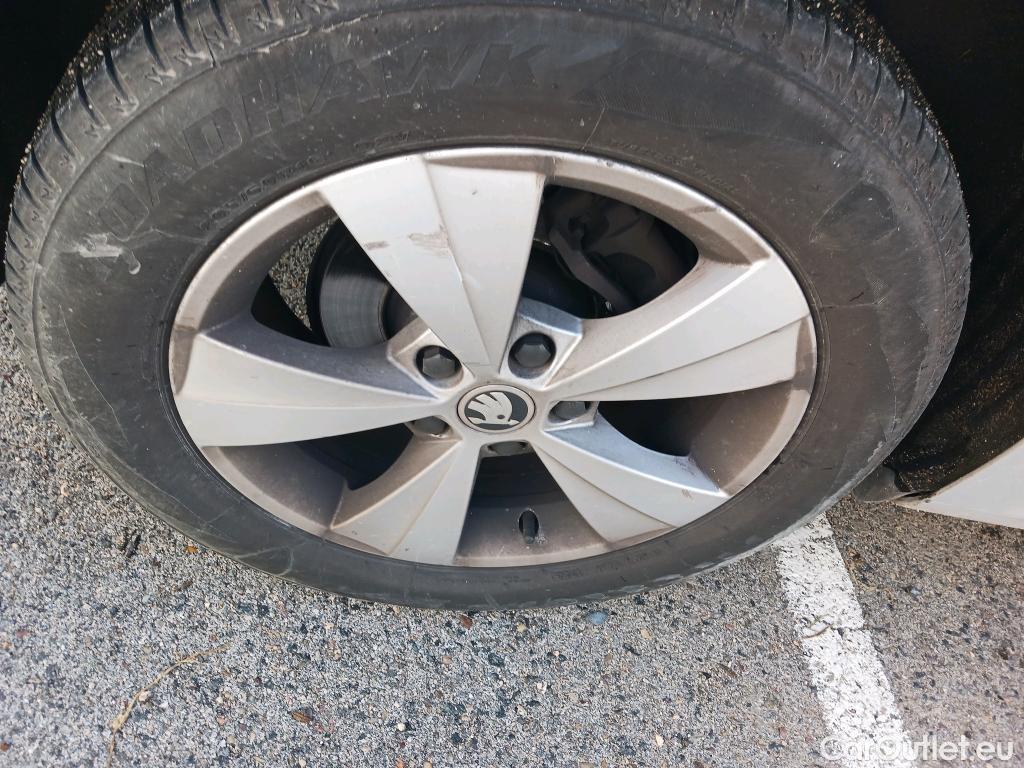  Skoda  Octavia SKODA  / 2020 / 5P / familiar Combi 2.0 TDI 110kW(150CV) DSG Ambition #5