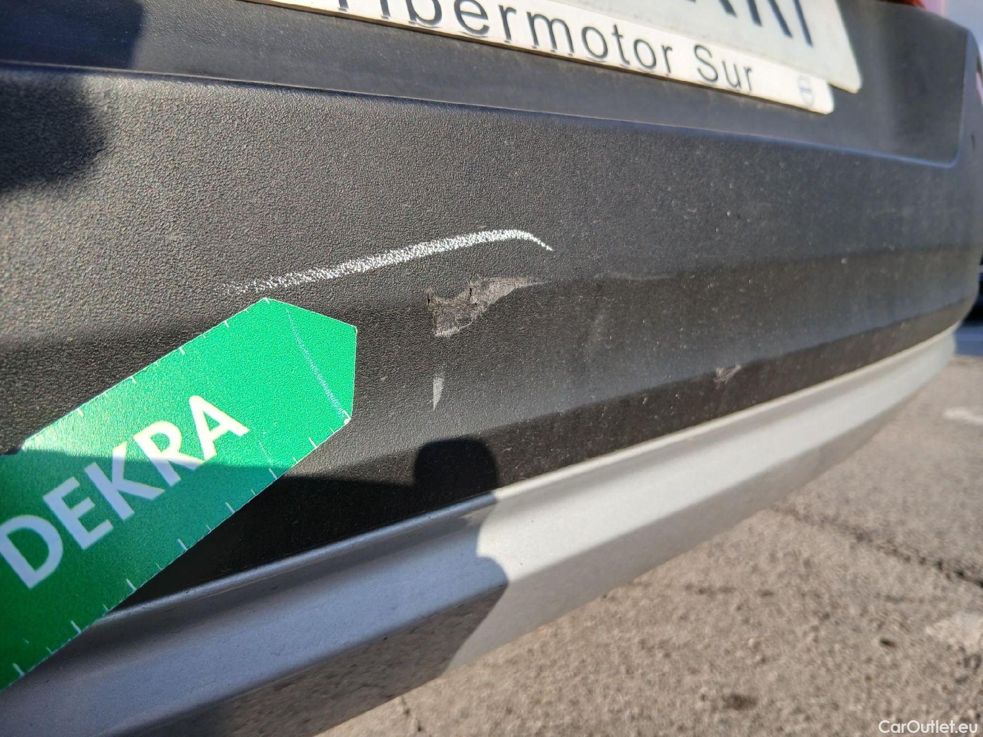  Volvo  XC 40 VOLVO XC40 / 2017 / 5P / todoterreno 2.0 D4 AWD Momentum Auto #25