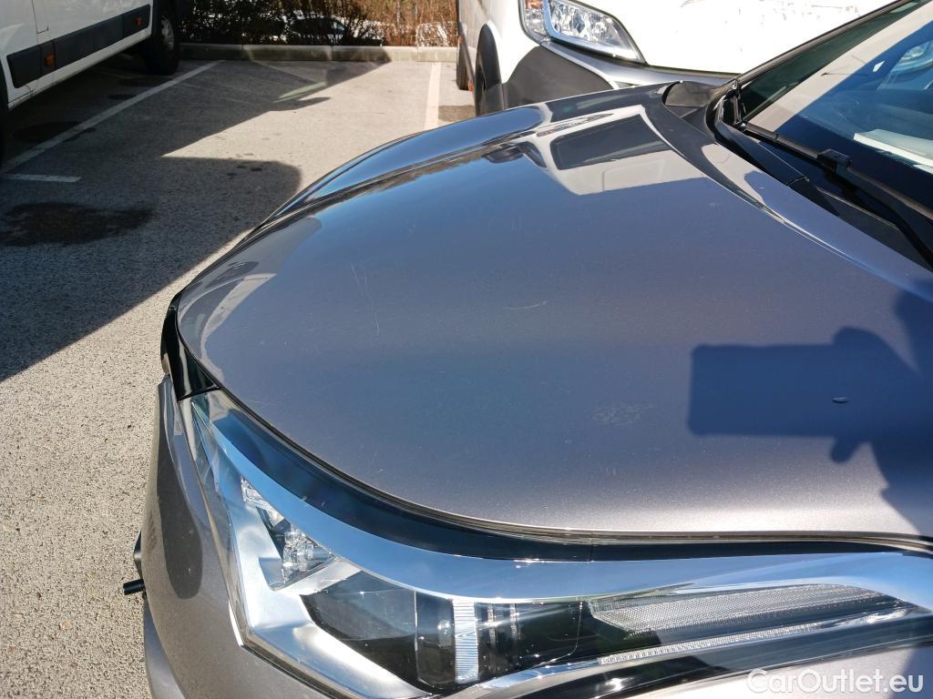  Toyota  C-HR TOYOTA  / 2016 / 5P / todoterreno 1.8 125H Advance (CX) #5