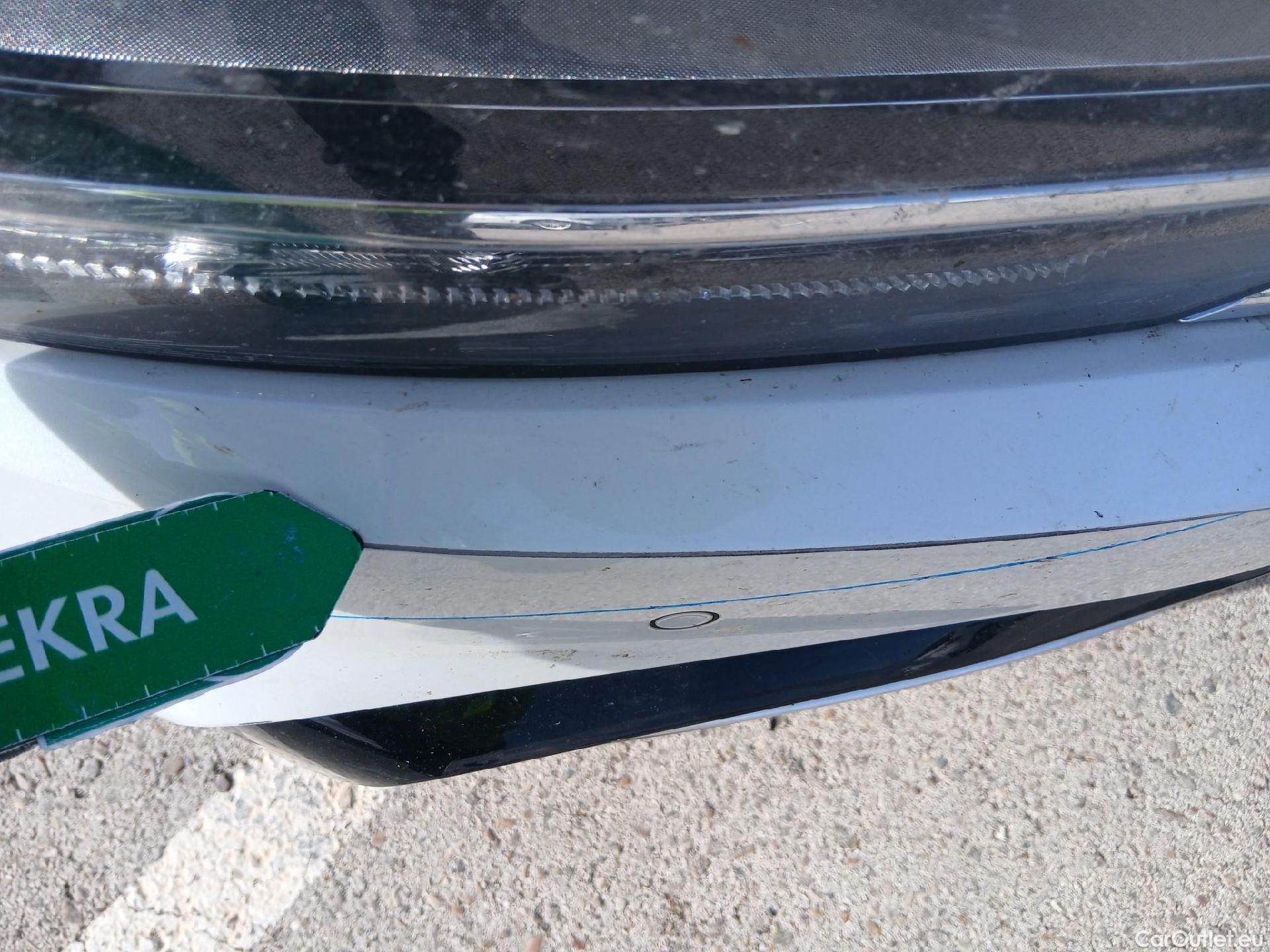  Volkswagen  Passat VOLKSWAGEN  / 2019 / 5P / familiar Variant GTE 1.4 TSI e-Power 115kW + 85kW #14