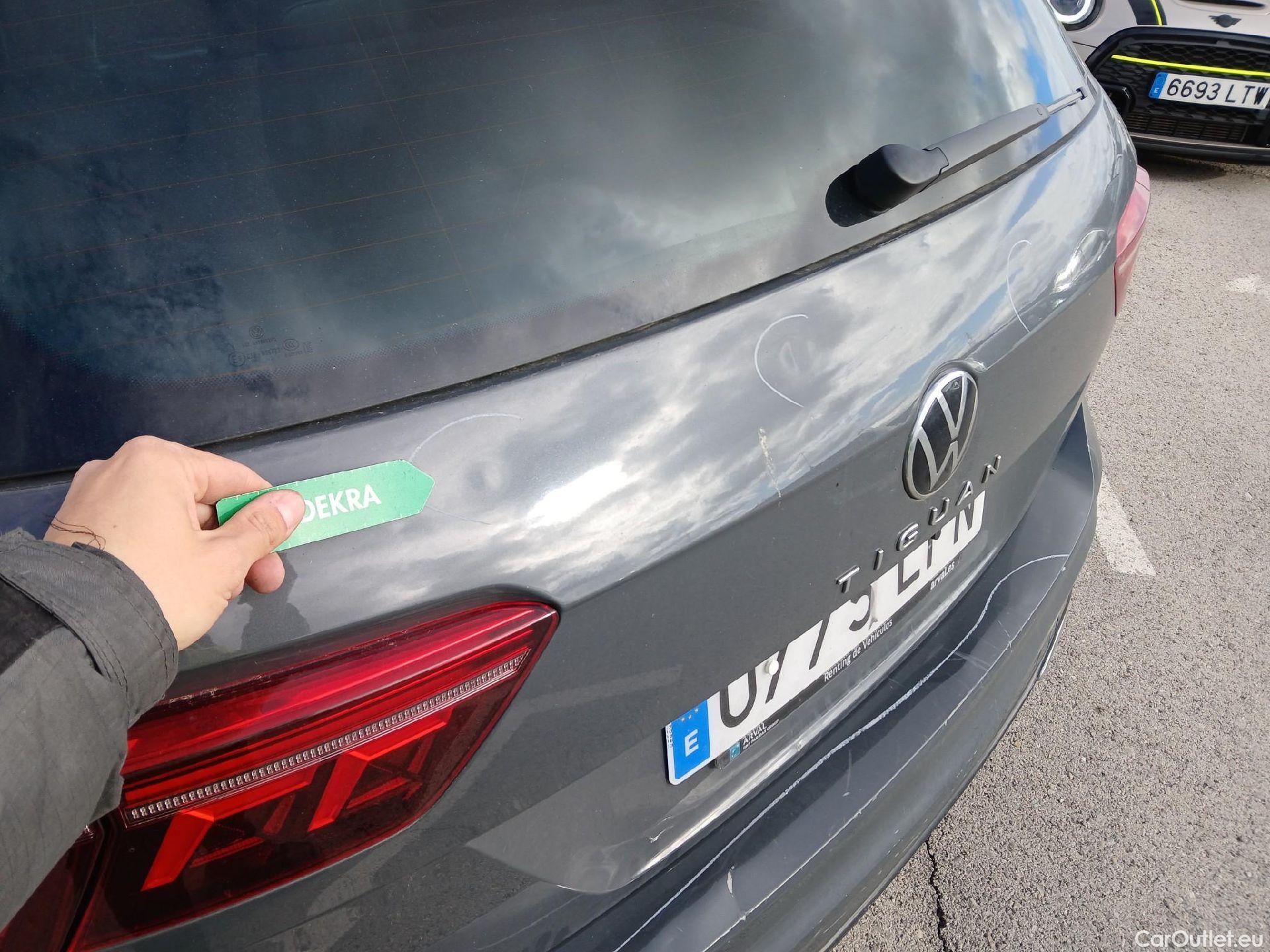  Volkswagen  Tiguan VOLKSWAGEN  / 2020 / 5P / todoterreno R-Line 2.0 TDI 110kW (150CV) DSG #40