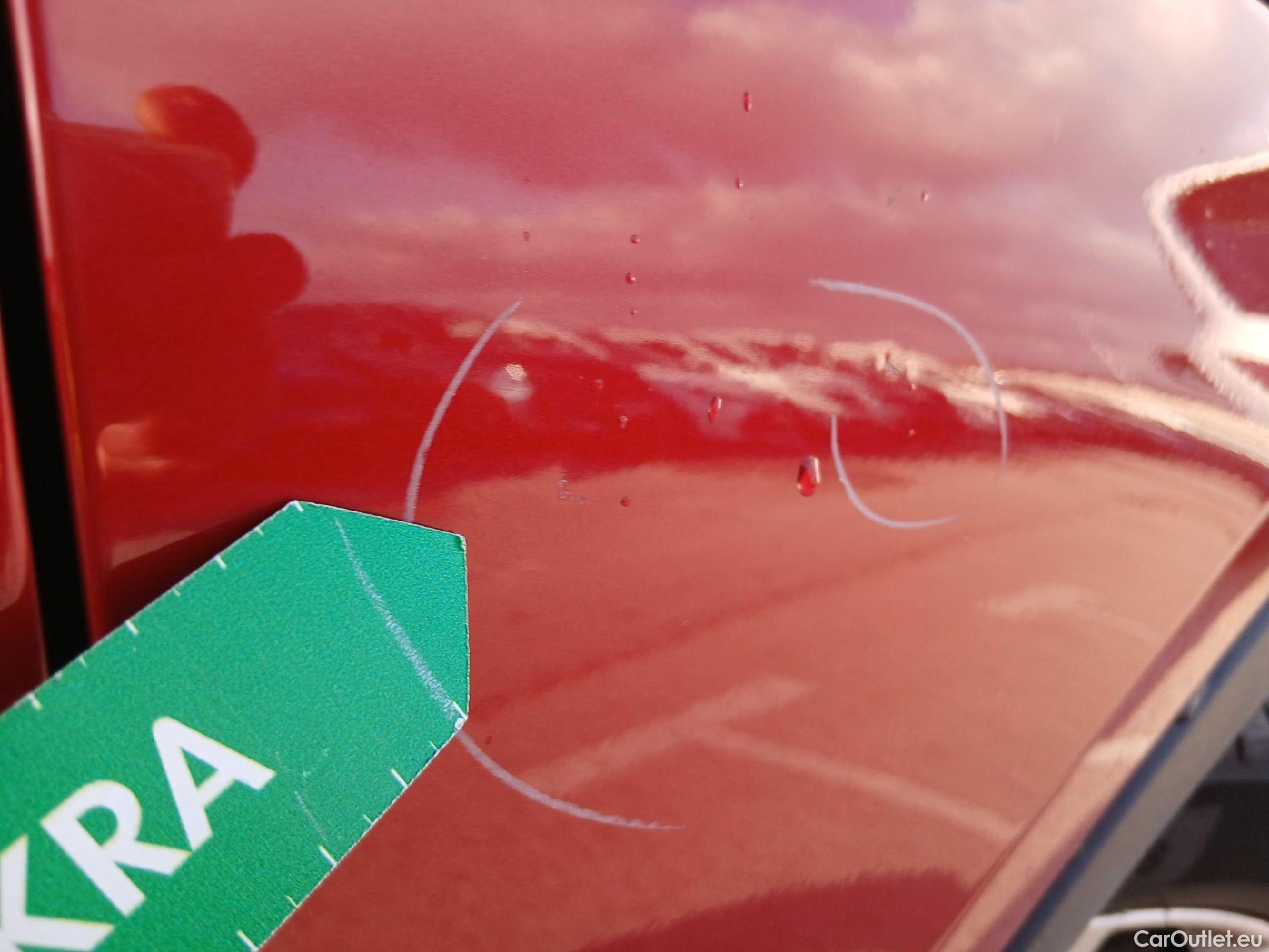  Volvo  XC 40 VOLVO XC40 / 2017 / 5P / todoterreno 2.0 D4 AWD Momentum Auto #30