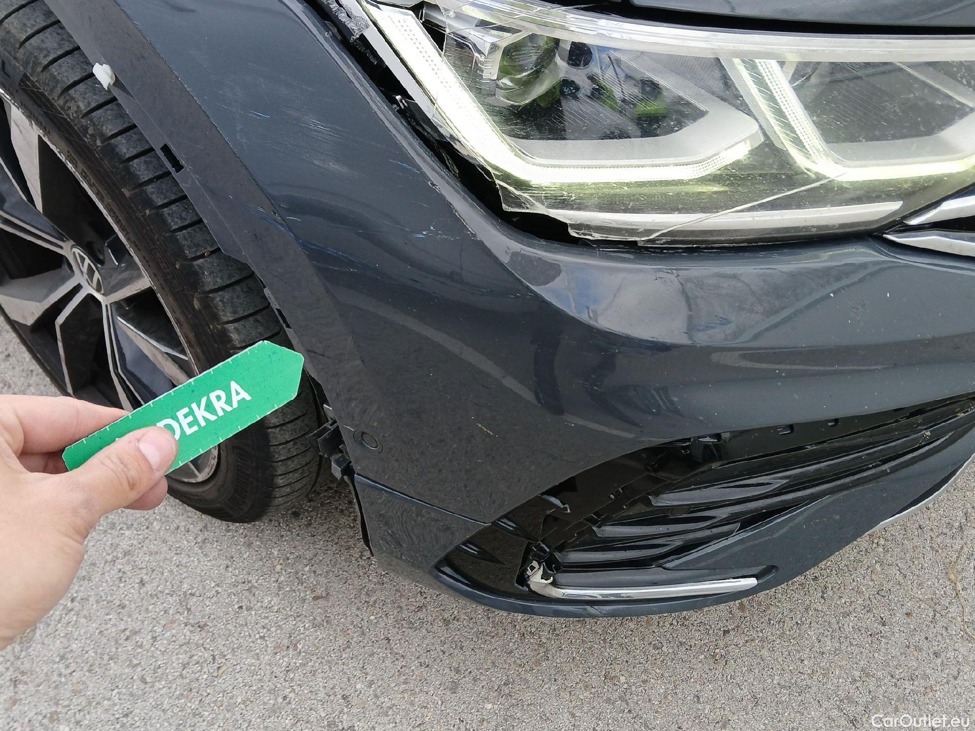  Volkswagen  Tiguan VOLKSWAGEN  / 2020 / 5P / todoterreno R-Line 2.0 TDI 110kW (150CV) DSG #4