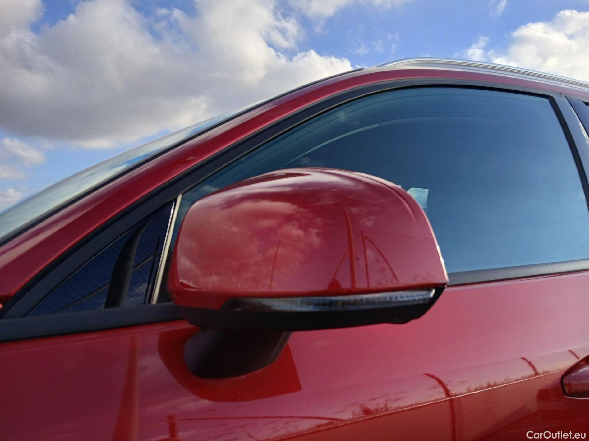  Volvo  XC 40 VOLVO XC40 / 2017 / 5P / todoterreno 2.0 D4 AWD Momentum Auto #11