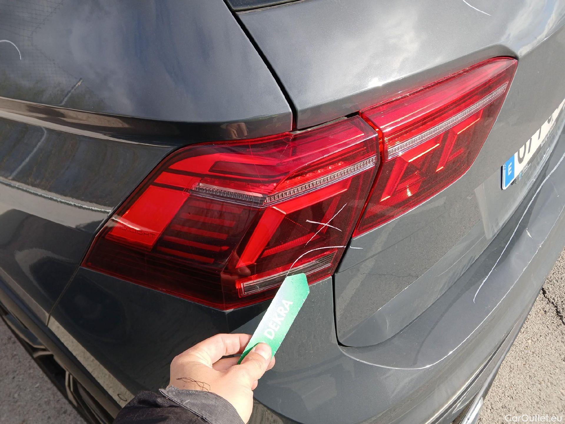  Volkswagen  Tiguan VOLKSWAGEN  / 2020 / 5P / todoterreno R-Line 2.0 TDI 110kW (150CV) DSG #41