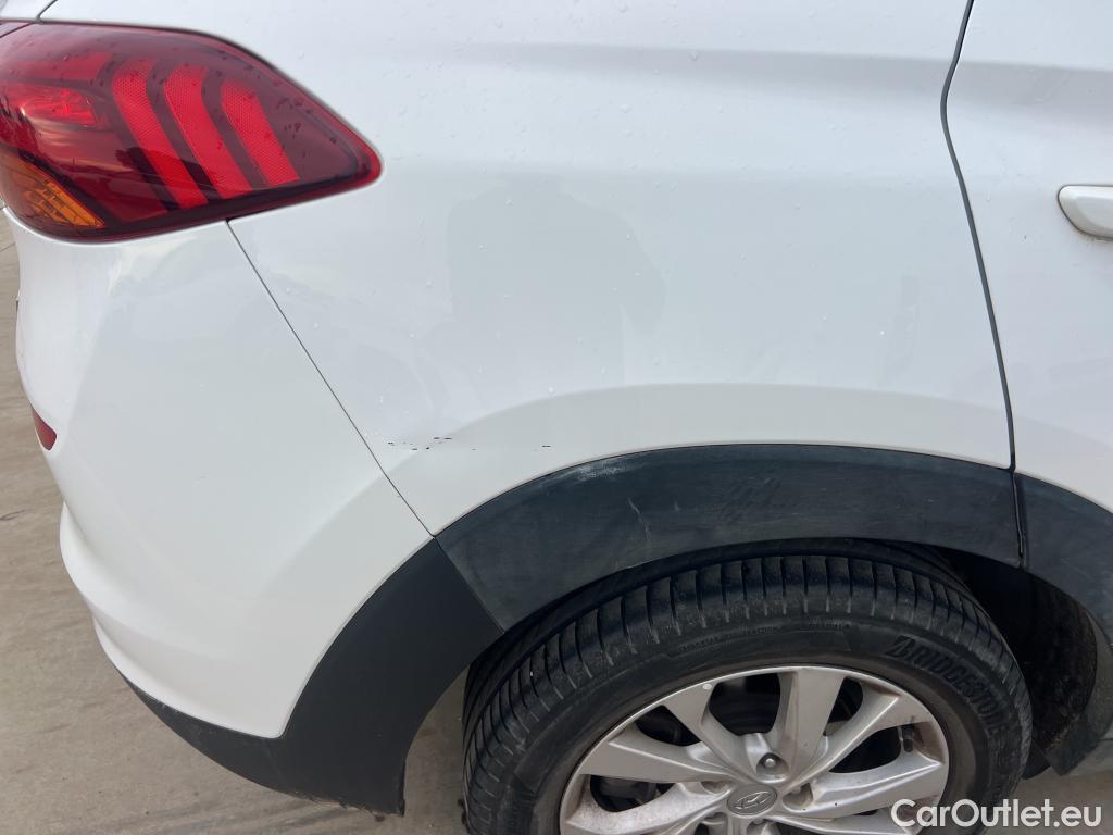  Hyundai  Tucson HYUNDAI  / 2018 / 5P / todoterreno 1.6 CRDI 85kW (116CV) 48V SLE 4X2(SP)(SL) #1