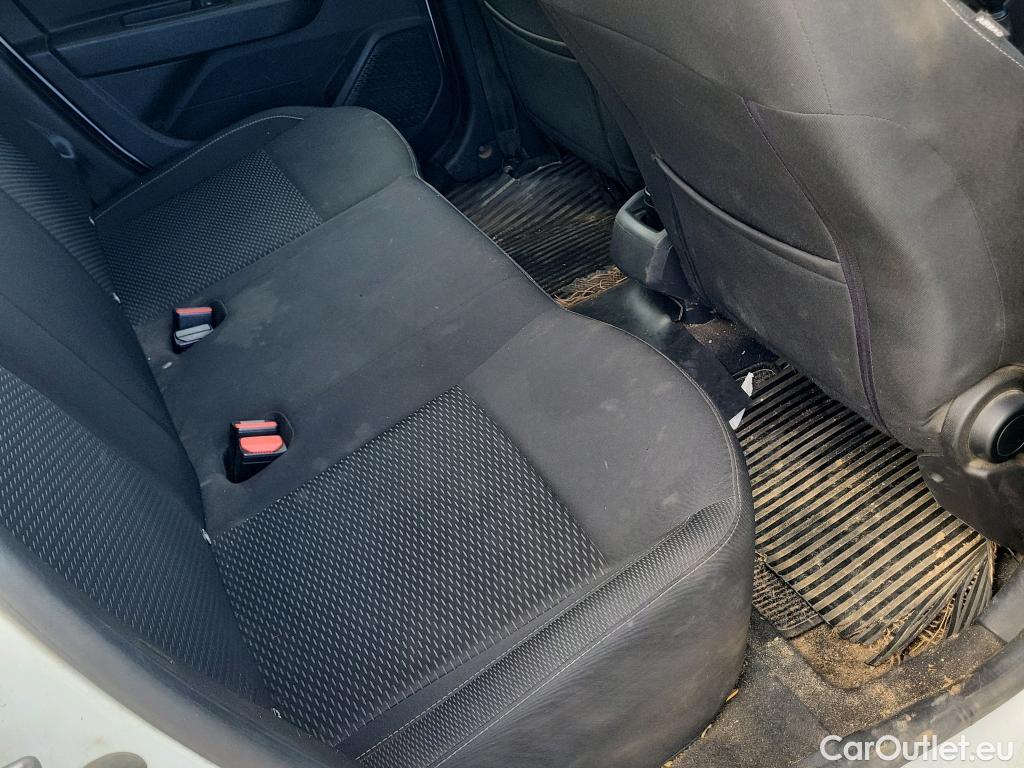  Dacia  Duster DACIA  / 2018 / 5P / todoterreno Comfort Blue dCi 85kW (115CV) 4X4 #8