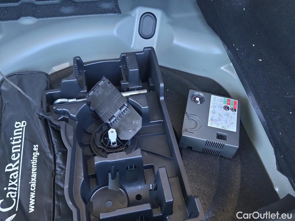  DS  DS7 DS DS 7 Crossback / 2017 / 5P / todoterreno BlueHDi DE 96kW (130CV) Auto. CHIC (AC) #11