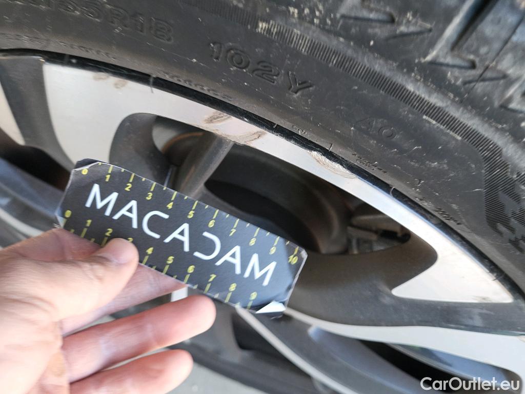  DS  DS7 DS DS 7 Crossback / 2017 / 5P / todoterreno BlueHDi DE 96kW (130CV) Auto. CHIC (AC) #4