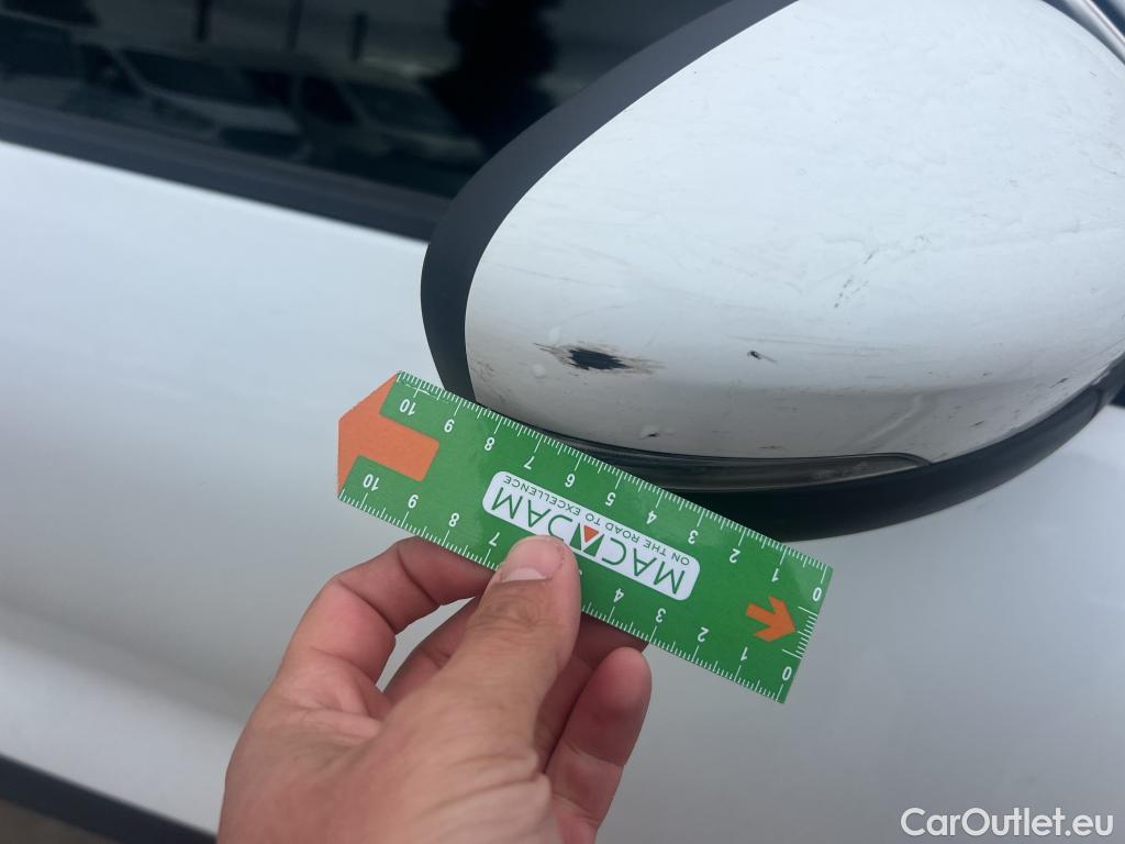  Ford  Kuga FORD  / 2019 / 5P / todoterreno Titanium 2.5 Duratec FHEV 140kW Auto #14