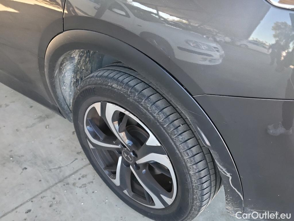  DS  DS7 DS DS 7 Crossback / 2017 / 5P / todoterreno BlueHDi DE 96kW (130CV) Auto. CHIC (AC) #27