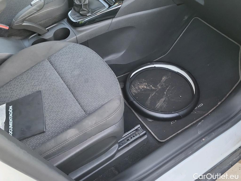  Opel  Crossland OPEL  / 2020 / 5P / crossover 1.5D 81kW (110CV) Edition #17