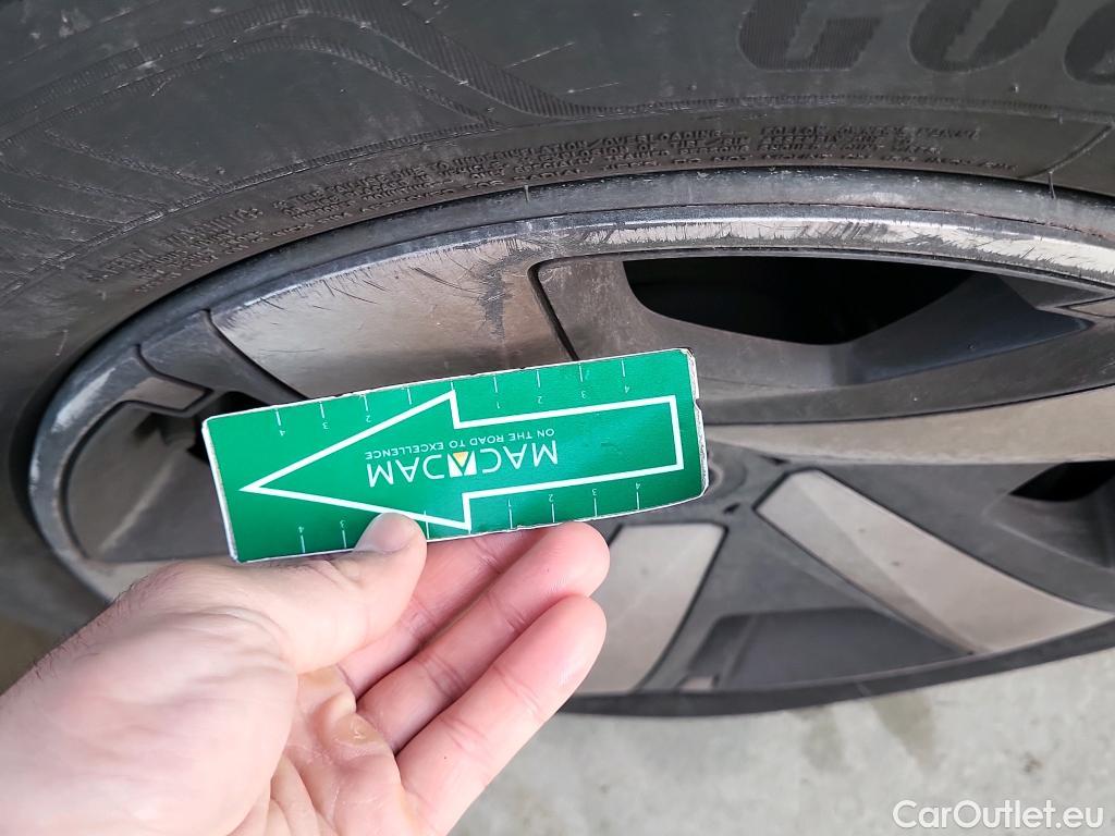  Opel  Crossland OPEL  / 2020 / 5P / crossover 1.5D 81kW (110CV) Edition #12