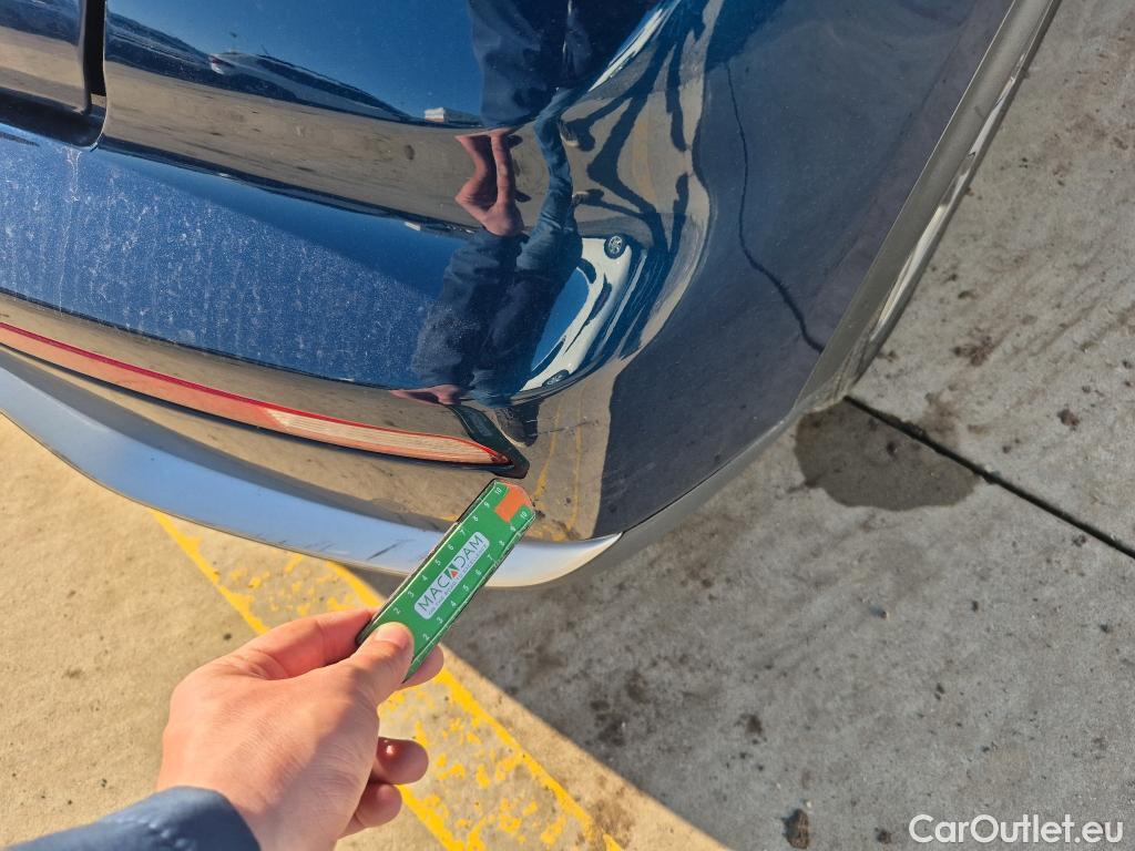  KIA  Niro KIA  / 2016 / 5P / crossover 1.6 GDi Híbrido 104kW (141CV) Drive #10