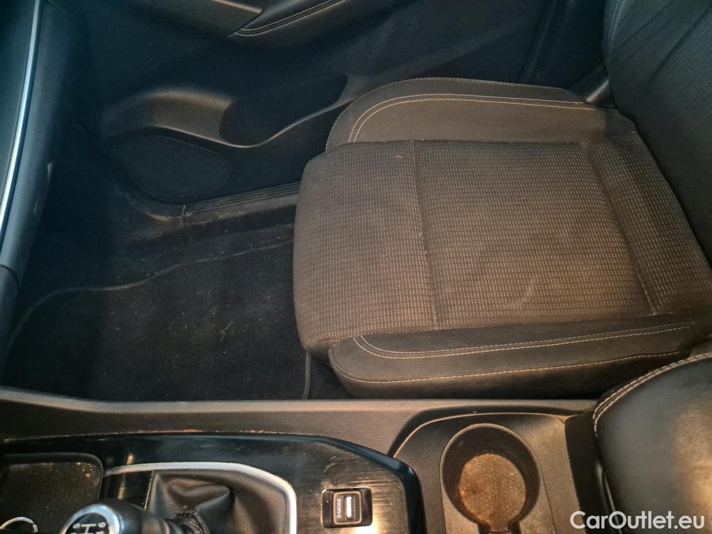  Nissan  Qashqai NISSAN  / 2021 / 5P / todoterreno DIG-T 103kW (140CV) mHEV 4x2 Acenta #23