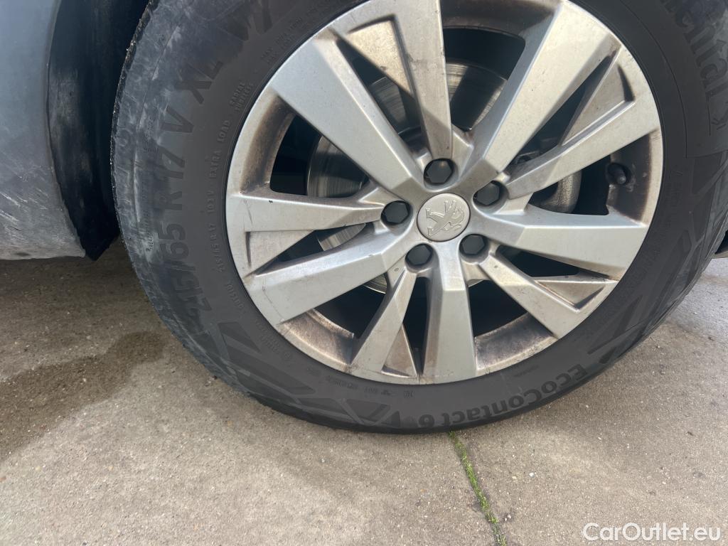  Peugeot  3008 PEUGEOT  / 2020 / 5P / todoterreno 1.5 BlueHDi 96kW (130CV) S&S Active Pack #5