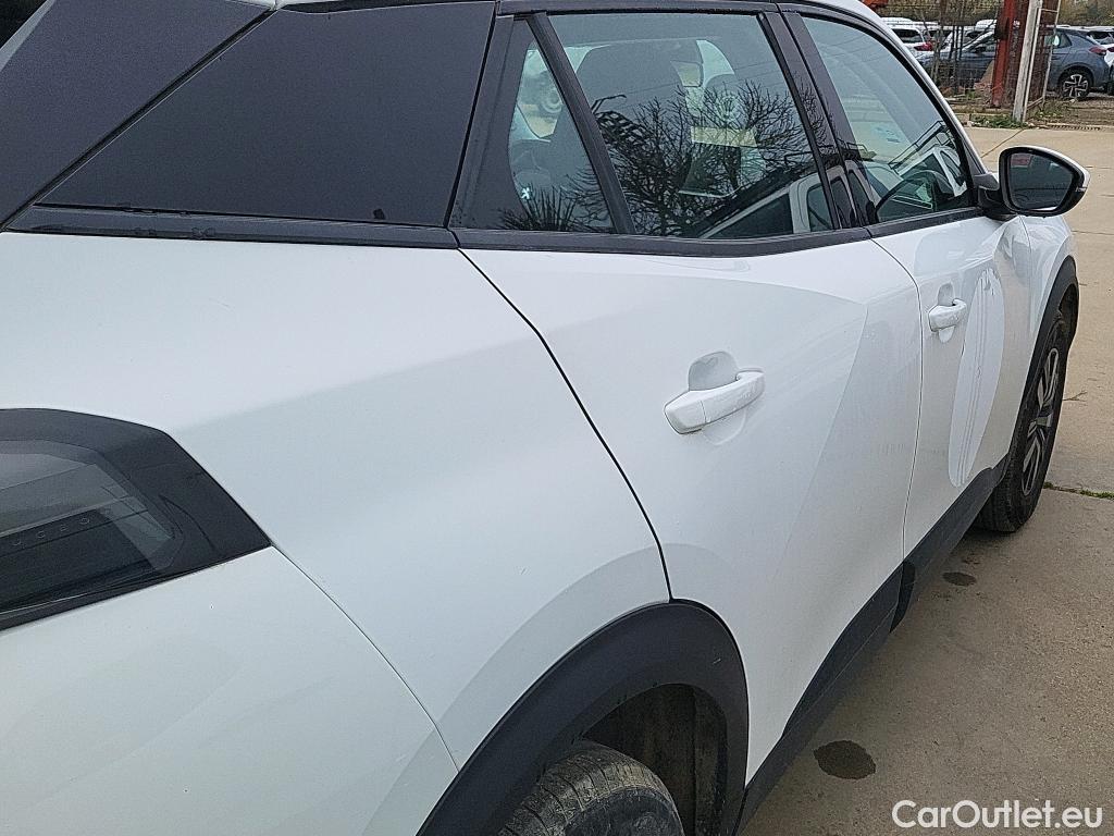  Peugeot  2008 PEUGEOT  / 2019 / 5P / todoterreno Active BlueHDI 100 S&S BVM6 #2