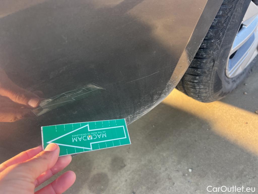  Peugeot  508 PEUGEOT  / 2018 / 5P / berlina con portón 5P Active Pack BlueHDi 130 S&S EAT8 (AC) #22