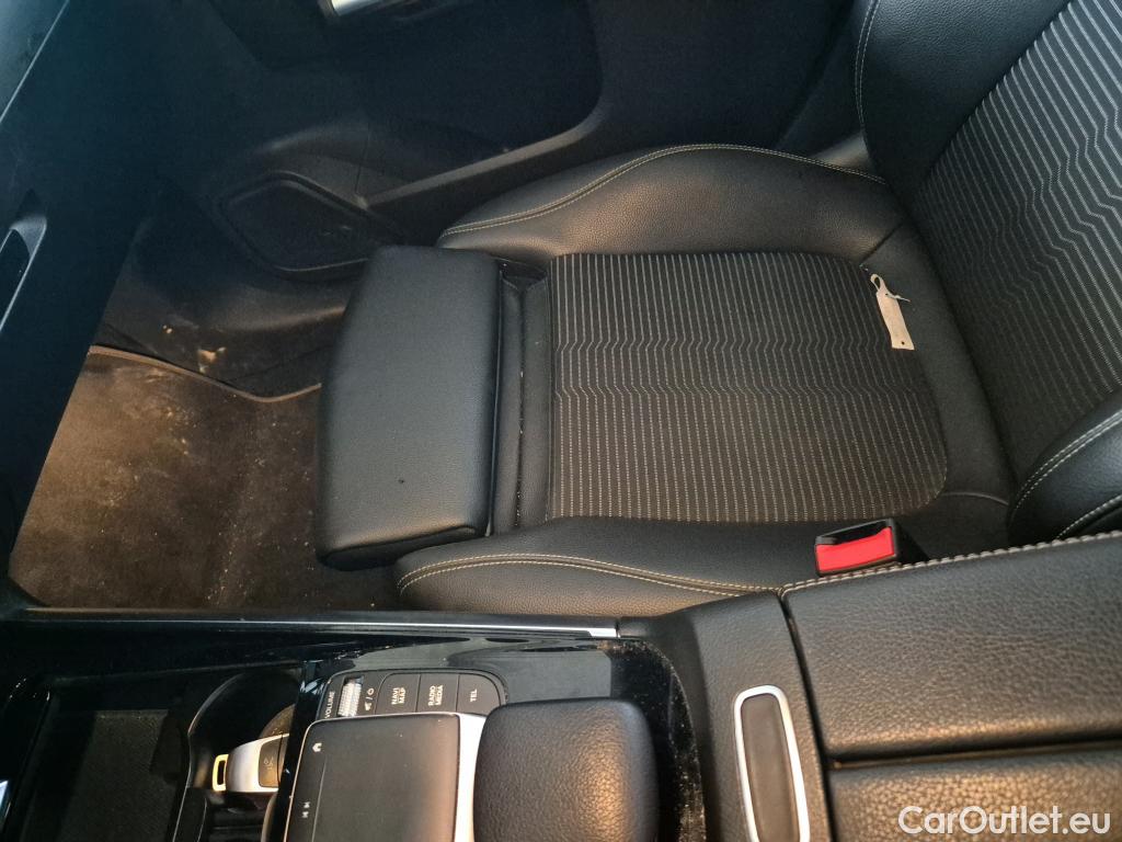  Mercedes  B-Klasse MERCEDES-BENZ Clase B / 2019 / 5P / monovolumen compacto B 180 d #10