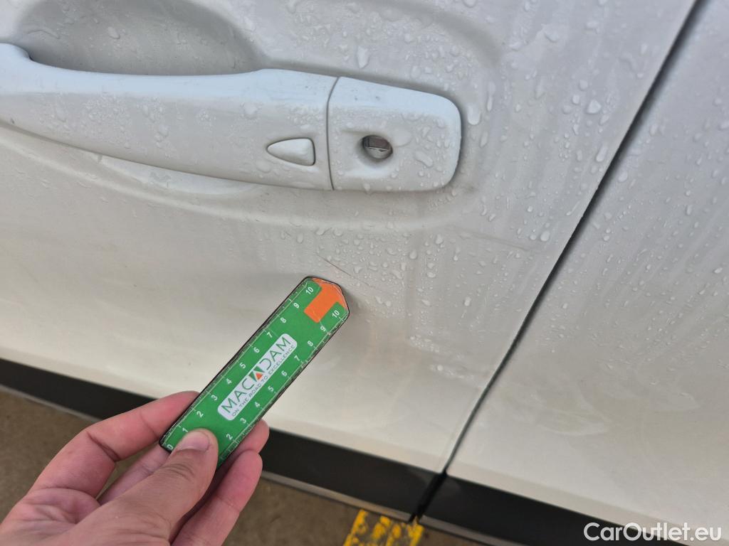  Renault  Kadjar RENAULT  / 2019 / 5P / crossover Zen GPF TCe 103kW (140CV) EDC #12