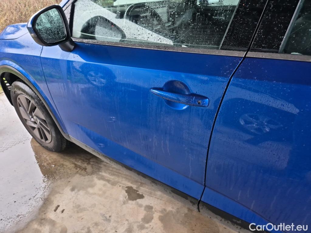  Nissan  Qashqai NISSAN  / 2021 / 5P / todoterreno DIG-T 103kW (140CV) mHEV 4x2 Acenta #8