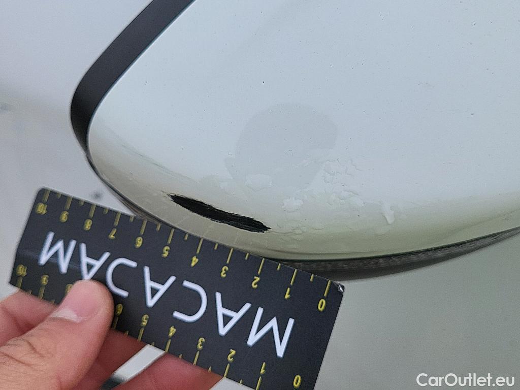  Peugeot  2008 PEUGEOT  / 2019 / 5P / todoterreno Active BlueHDI 100 S&S BVM6 #28