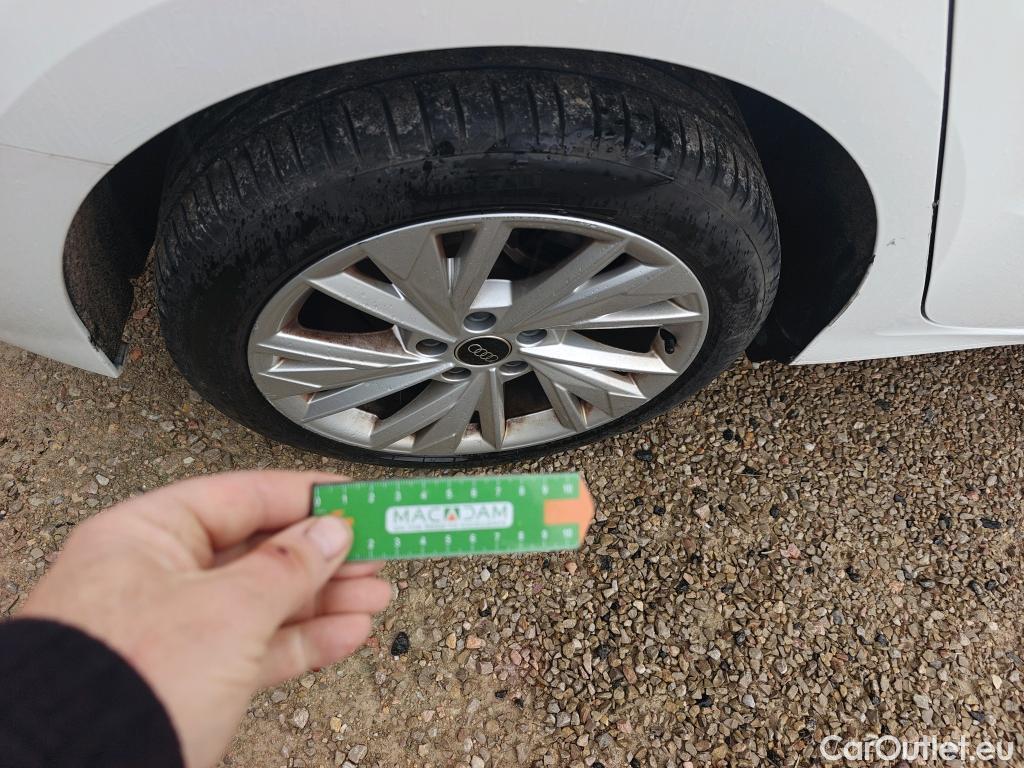  Audi  A3 AUDI  / 2020 / 5P / berlina con portón Sportback Advanced 30 TFSI 81kW S tronic (AC) #13