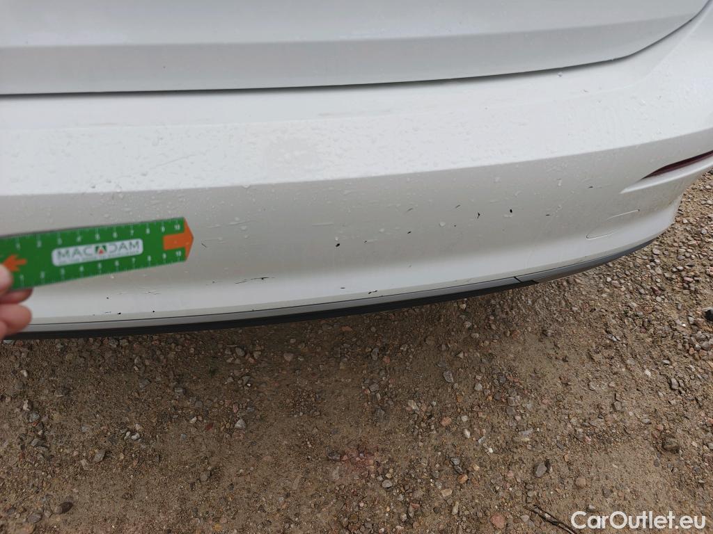  Audi  A3 AUDI  / 2020 / 5P / berlina con portón Sportback Advanced 30 TFSI 81kW S tronic (AC) #24