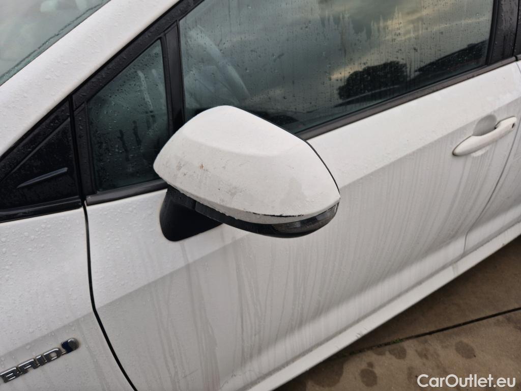  Toyota  Corolla TOYOTA  1.8 125H ACTIVE TECH E-CVT #34