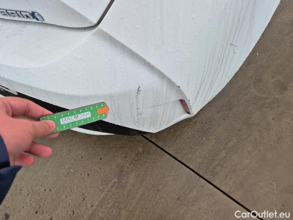  Toyota  Corolla TOYOTA  1.8 125H ACTIVE TECH E-CVT #31