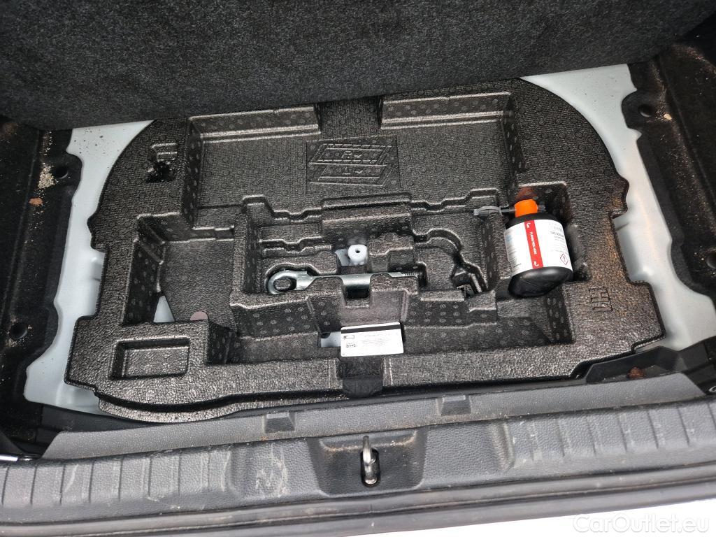  Toyota  Corolla TOYOTA  1.8 125H ACTIVE TECH E-CVT #7