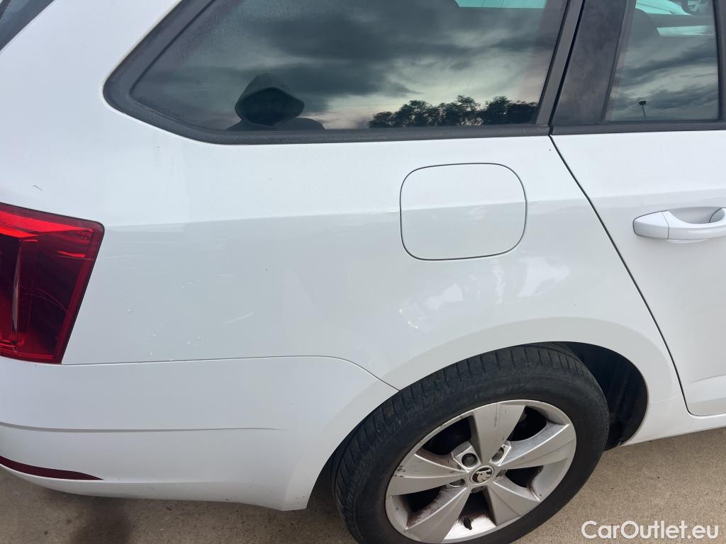  Skoda  Octavia SKODA  / 2016 / 5P / familiar Combi 1.6 TDI CR 85KW (115CV) Like #4