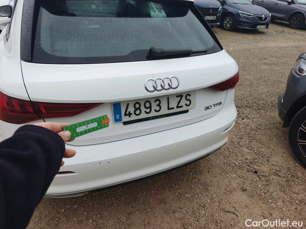  Audi  A3 AUDI  / 2020 / 5P / berlina con portón Sportback Advanced 30 TFSI 81kW S tronic (AC) #2
