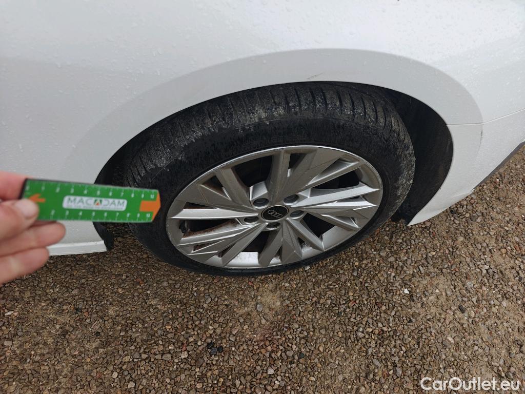  Audi  A3 AUDI  / 2020 / 5P / berlina con portón Sportback Advanced 30 TFSI 81kW S tronic (AC) #16