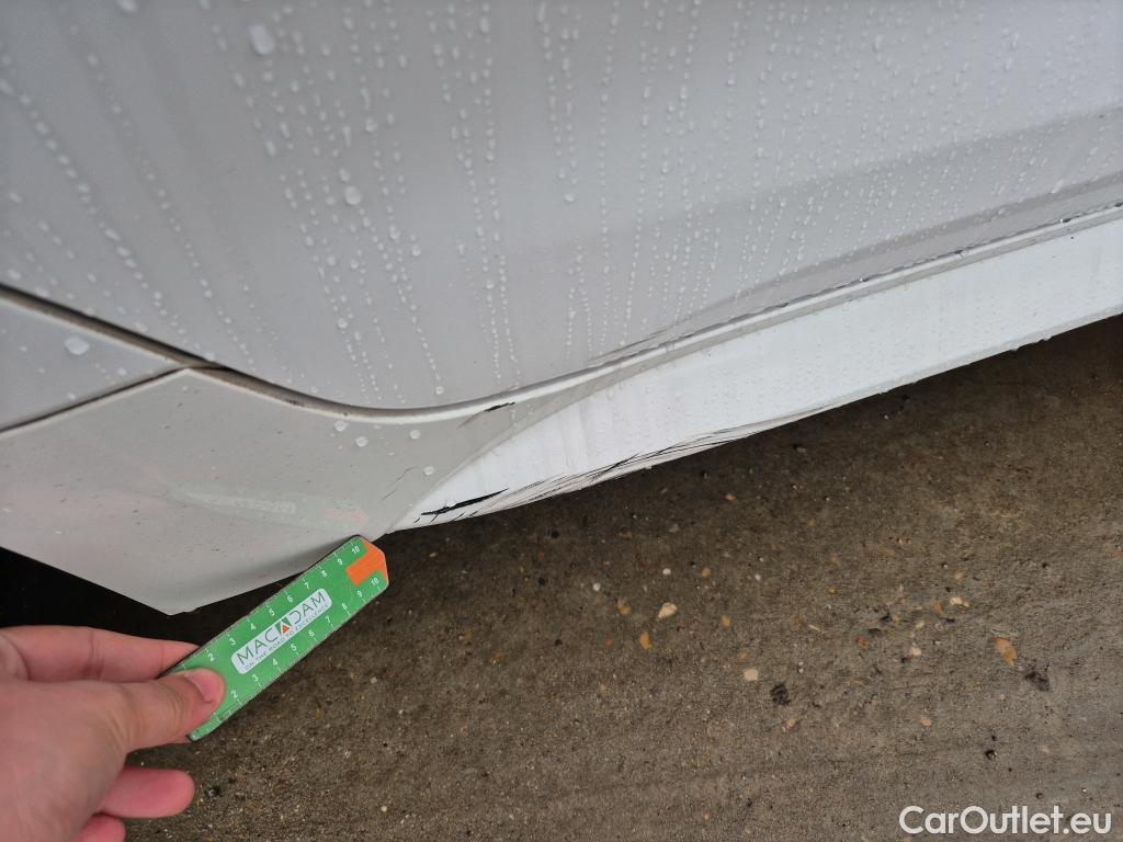  Toyota  Corolla TOYOTA  1.8 125H ACTIVE TECH E-CVT #21