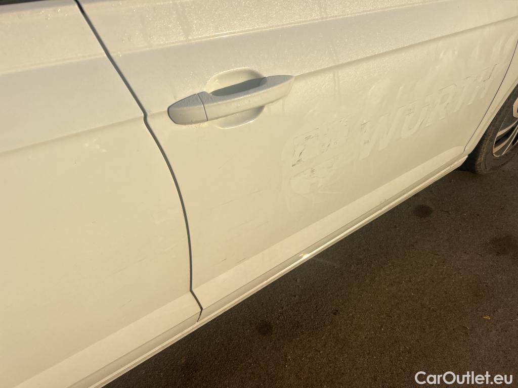  Volkswagen  Polo VOLKSWAGEN  / 2021 / 5P / berlina con portón Life 1.0 TSI 70kW (95CV) #4