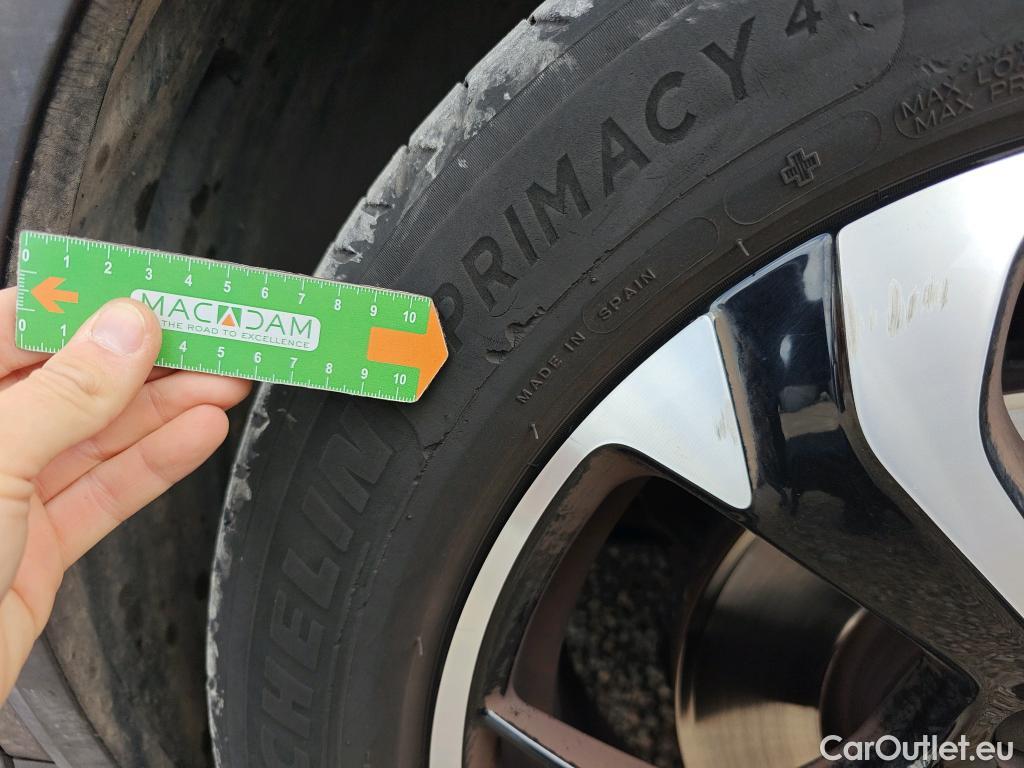  DS  DS7 DS DS 7 Crossback / 2017 / 5P / todoterreno BlueHDi DE 96kW (130CV) Auto. CHIC (AC) #5