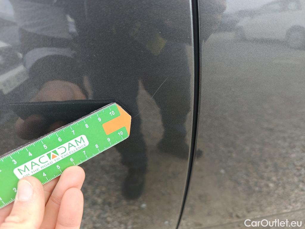  DS  DS7 DS DS 7 Crossback / 2017 / 5P / todoterreno BlueHDi DE 96kW (130CV) Auto. CHIC (AC) #61