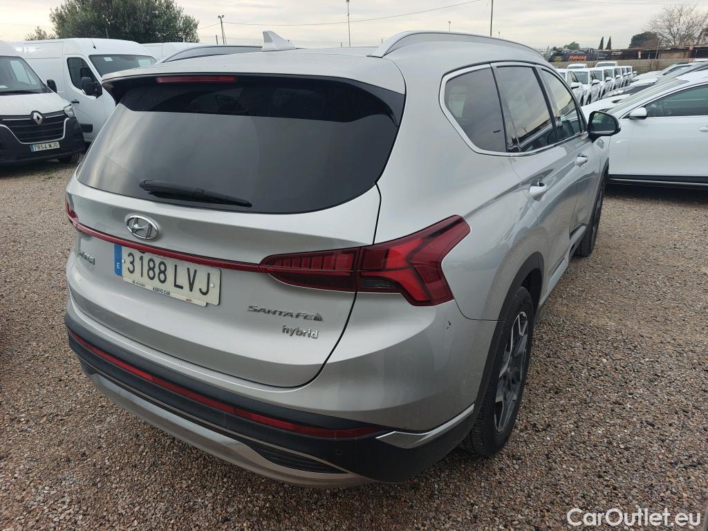  Hyundai  Santa Fe HYUNDAI  / 2021 / 5P / todoterreno 1.6 TGDi HEV Tecno Auto 4x2 #35