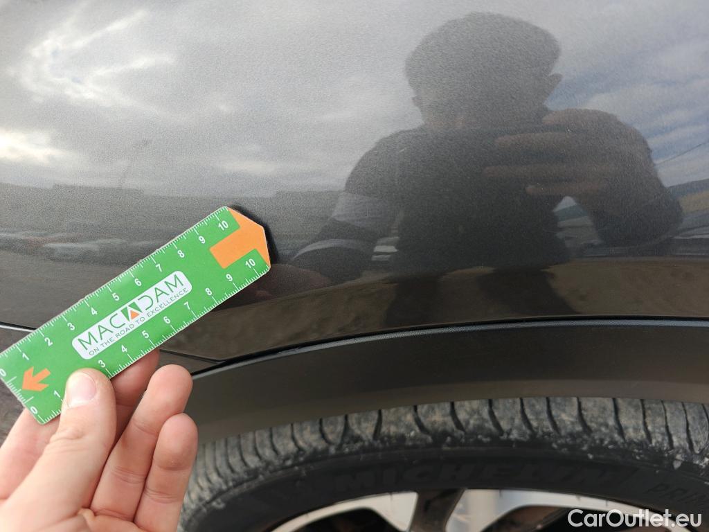  DS  DS7 DS DS 7 Crossback / 2017 / 5P / todoterreno BlueHDi DE 96kW (130CV) Auto. CHIC (AC) #37