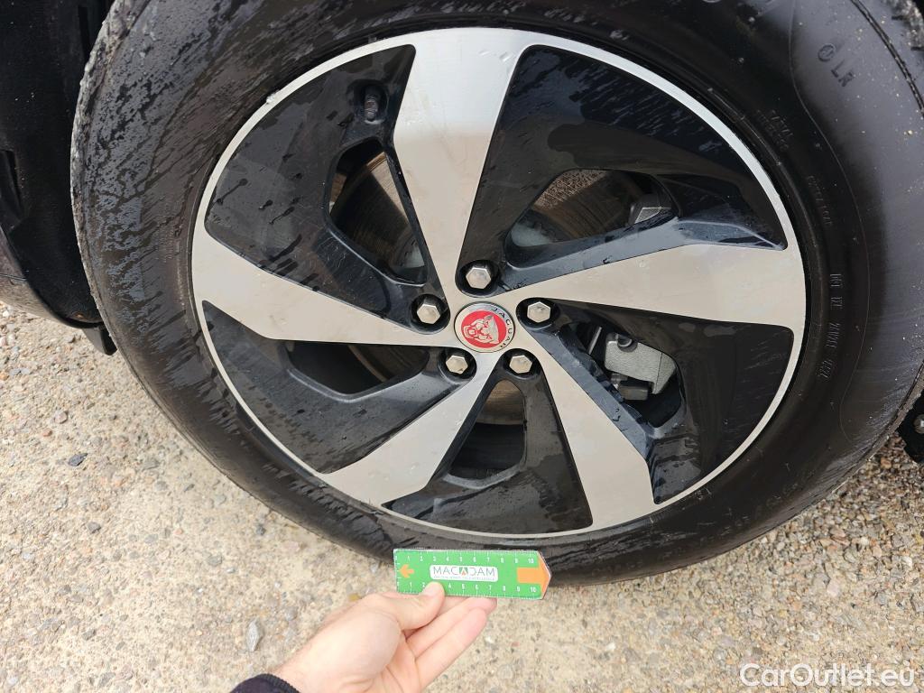  Jaguar  F-PACE JAGUAR  / 2020 / 5P / todoterreno 2.0D I4 204PS AWD Auto MHEV Standard S #8