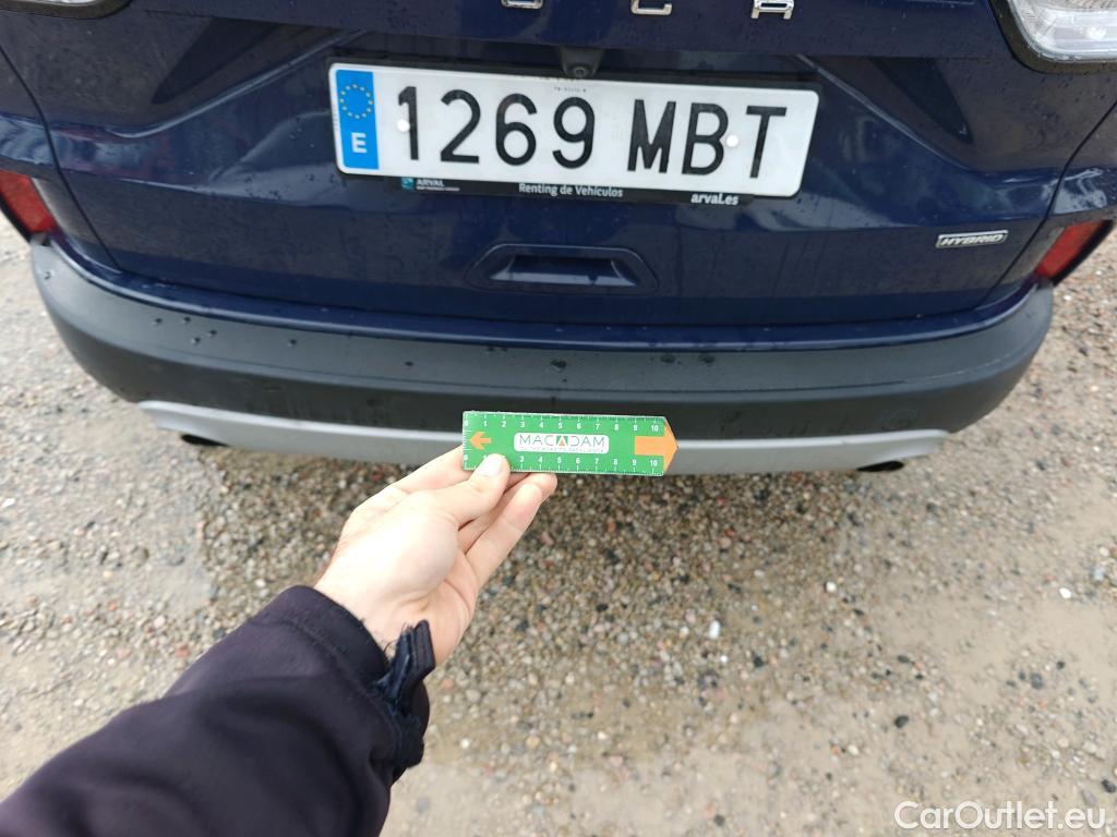  Ford  Kuga FORD  / 2019 / 5P / todoterreno Titanium 2.5 Duratec FHEV 140kW Auto #49