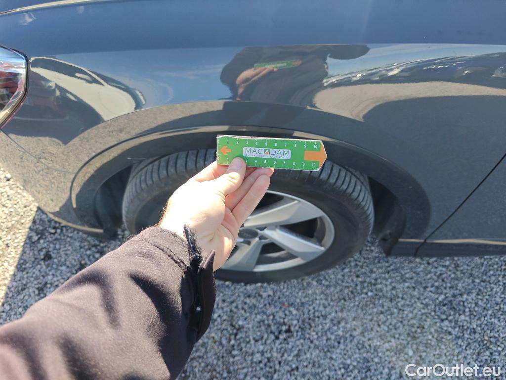  Audi  Q3 AUDI  / 2018 / 5P / todoterreno Advanced 35 TDI 110kW (150CV) S tronic #27