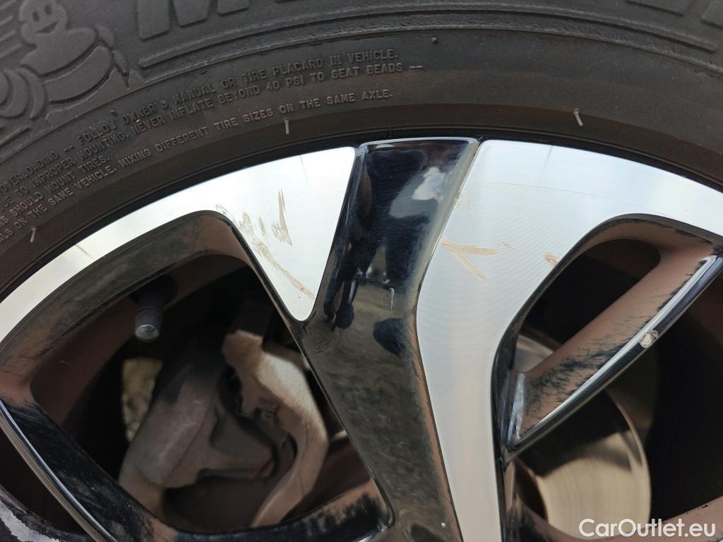  DS  DS7 DS DS 7 Crossback / 2017 / 5P / todoterreno BlueHDi DE 96kW (130CV) Auto. CHIC (AC) #9