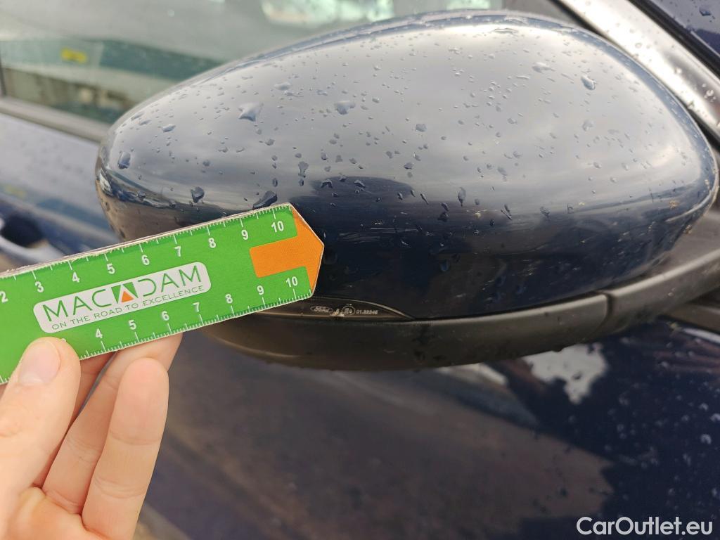  Ford  Kuga FORD  / 2019 / 5P / todoterreno Titanium 2.5 Duratec FHEV 140kW Auto #38